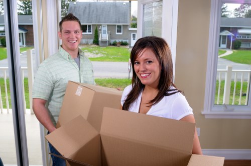 Self storage units in Haroldhill for household and business use