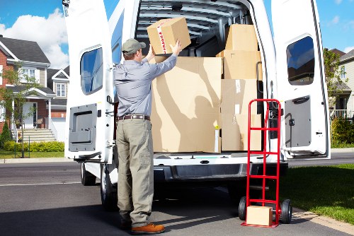 Choosing the right self storage unit in Haroldhill